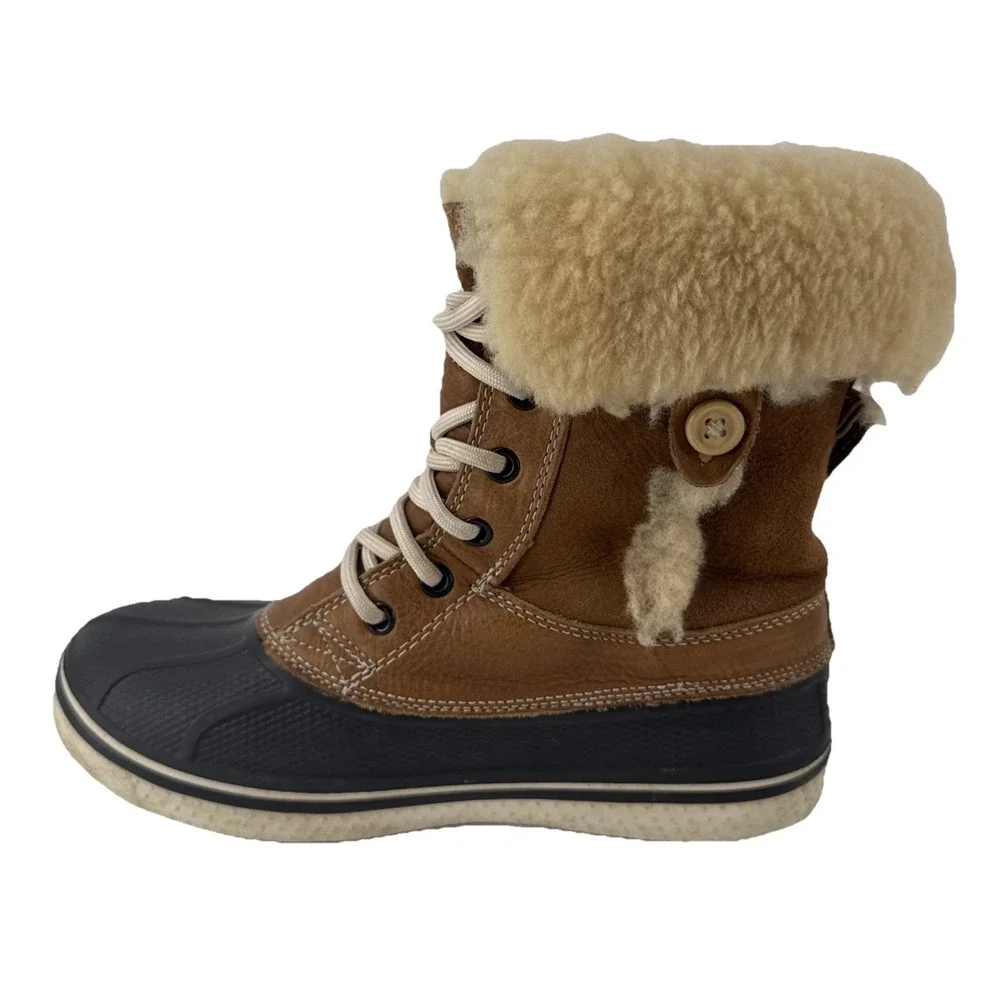 Crocs AllCast Luxe Duck Boots Women 7 Brown Faux Shearling Winter Waterproof